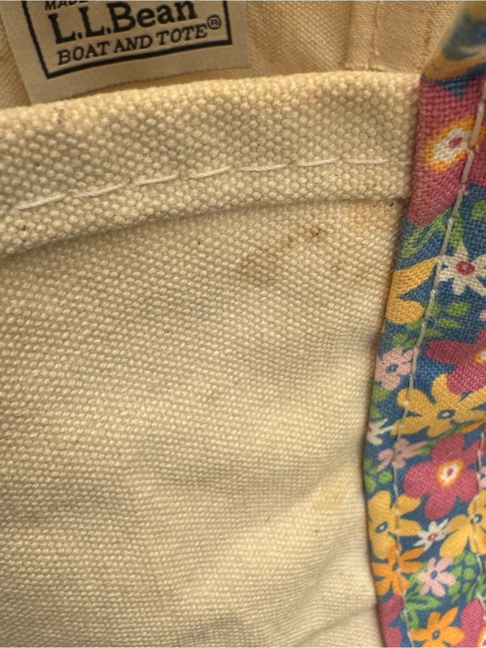 L.L. Bean Vintage 1990s Women's Cream Canvas Boat and Tote with Floral Trim - Picture 7 of 7